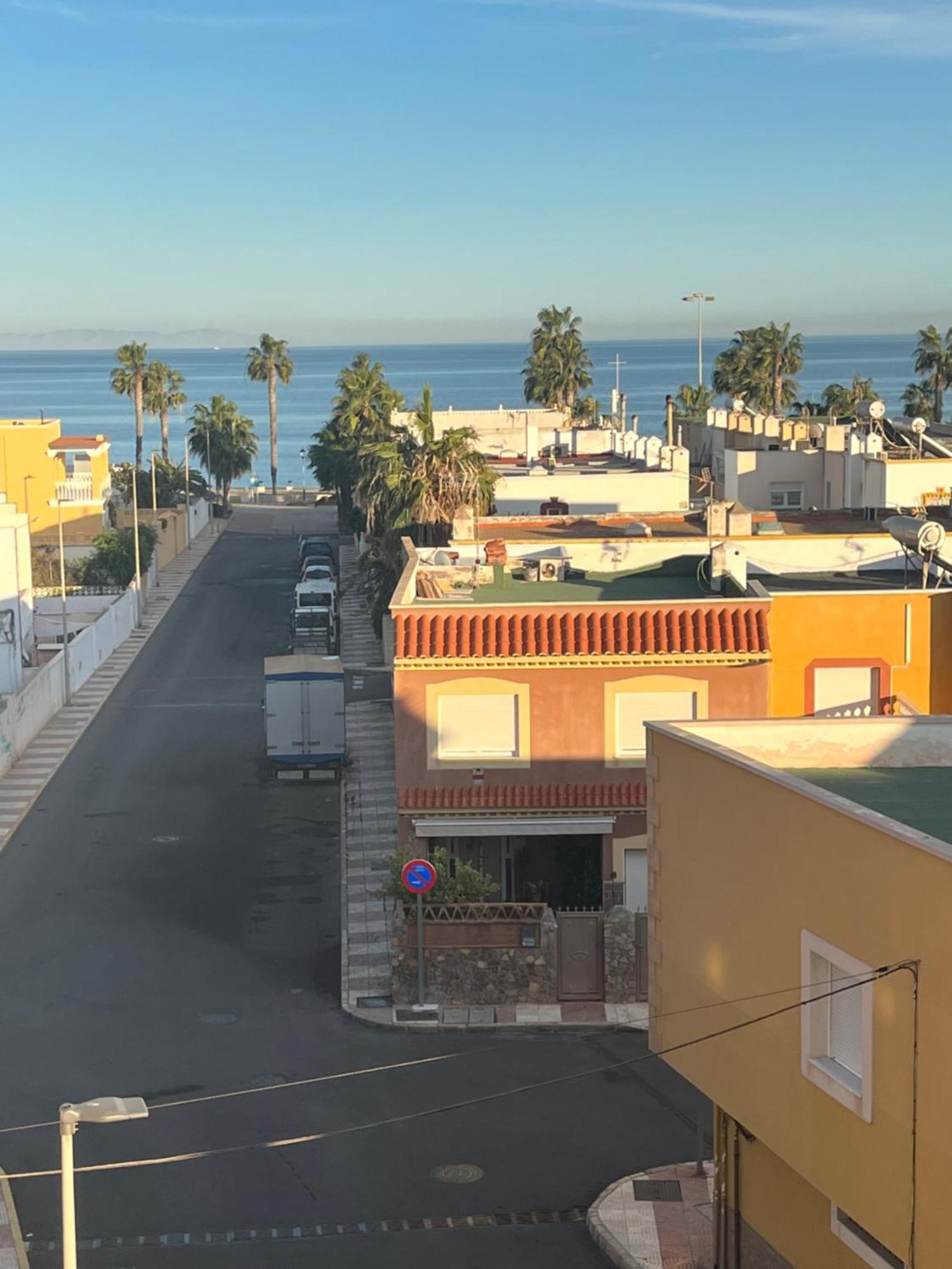Fantastisches Apartment Am Meer Roquetas de Mar Exterior foto